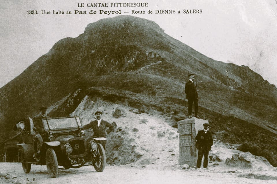 Des Auvergnats de Paris de passage au Pas de Peyrol